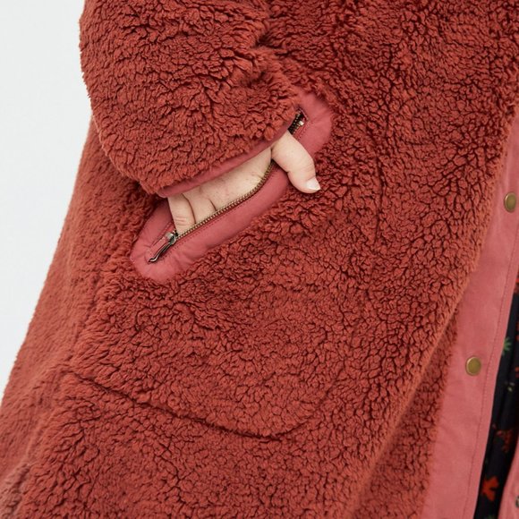 ⭐️Margot Reversible Sherpa Zebra Peasant Hippie Hip Art Deco Jacket Sweater Coat - Picture 2 of 8